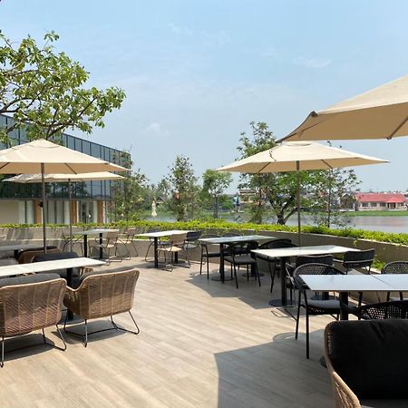 Neera Retreat Hotel Nakhon Pathom Zewnętrze zdjęcie