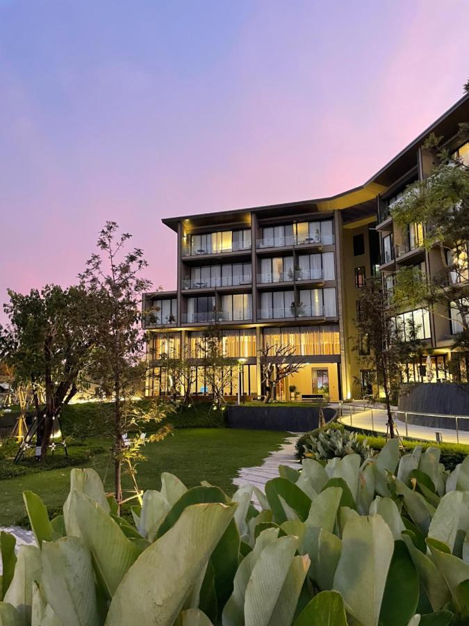 Neera Retreat Hotel Nakhon Pathom Zewnętrze zdjęcie
